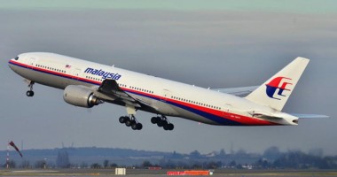 Stire din Actualitate : Avionul Boeing 777 al Malaysia Airlines s-a prăbușit, nu există supraviețuitori / VIDEO