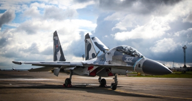 Stire din Actualitate : Avion de vânătoare rusesc, prăbușit  lângă Moscova
