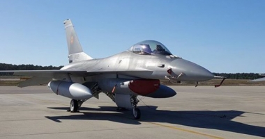 Cum arată avioanele de luptă F 16 Fighting Falcon pe care România le preia azi din Portugalia - 2