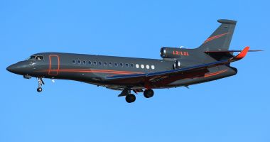 Stire din Actualitate : Klaus Iohannis a zburat la New York cu un avion privat de tip Dassault Falcon 8X