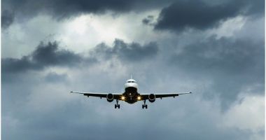 Stire din Actualitate : Alertă cu bombă la bordul unui avion care zbura deasupra României