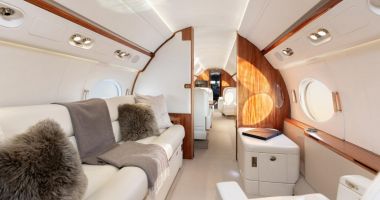GALERIE FOTO: Cum arată avionul cu care Klaus Iohannis va călători în Africa - 4
