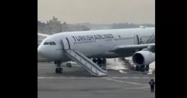 Stire din Actualitate : Panică la aterizare. Un avion Turkish Airlines a aterizat în flăcări cu 277 de pasageri la bord