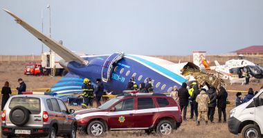 Stire din Actualitate : "După explozie am crezut că avionul se va rupe". Mărturiile şocante ale supravieţuitorilor din avionul prăbuşit în Kazahstan