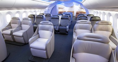 Boeing 787 Dreamliner, debut pe ruta Chicago-Houston - 2