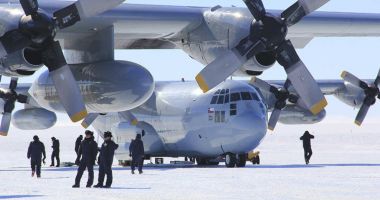 GALERIE FOTO / Amplă acțiune de CĂUTARE în trecătoarea Drake. Navigatori și aviatori participă la OPERAȚIUNEA ZILEI - 6