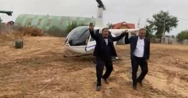 Stire din Actualitate : Primar din Dolj, dus la nuntă cu elicopterul