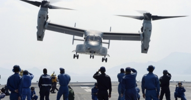 Stire din Actualitate : Avion militar american, prăbușit  în largul Japoniei.  Echipajul a supraviețuit ca prin minune