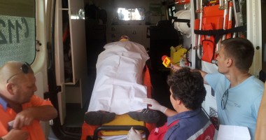 Pilotul avionului prăbușit la Costinești a ajuns la spital | FOTO - 2