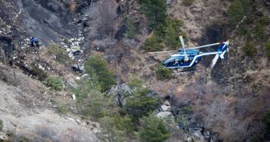 Stire din Actualitate : Avion plin cu droguri, PRĂBUȘIT
