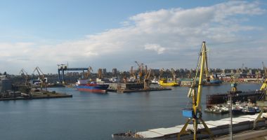 75 de nave și-au anunțat sosirea în porturile maritime românești
