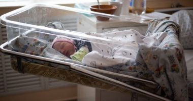 Mii de euro pentru femeile care refuză să facă avort. Un politician de extremă-dreapta a avansat propunerea, în Italia