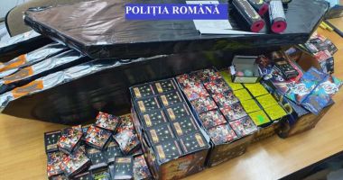 Stire din Eveniment : Articole pirotehnice periculoase, depistate de polițiștii constănțeni în trafic