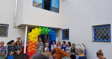 Stire din Cultură-Educație : Grădinița "Azur" și-a deschis porțile pentru copilași