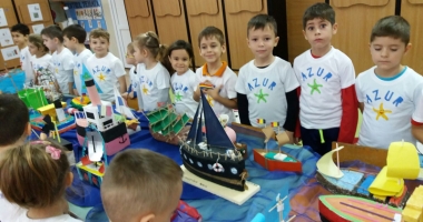 Preșcolarii de la grădinița "Azur" au construit prima flotă de vapoare din materiale reciclabile - 16