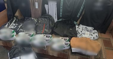 Stire din Eveniment : Haine contrafăcute, descoperite de jandarmii constănțeni la târgul săptămânal