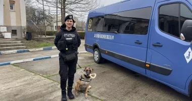Stire din Eveniment : Porțile Jandarmeriei se deschid pentru copii la Constanța. Surprize și demonstrații de autoapărare