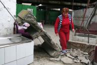 Stire din Social : Podul IPMC se prăbușește în gospodăriile de pe strada Verde