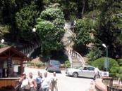 Stire din Diverse : Secretul turistului ce-și scaldă picioarele la 60 de grade Celsius