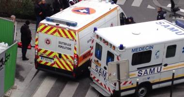 FOTO și VIDEO! MASACRU ÎN PARIS! 12 morți într-un atac cu arme Kalașnikov, la un ziar. Franța, în alertă teroristă maximă - UPDATE - 2