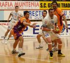Stire din Sport : Grecii cu negoțul, HCM cu handbalul