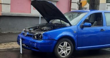 Stire din Eveniment : Accident rutier pe strada Răscoalei! O persoană a ajuns la spital