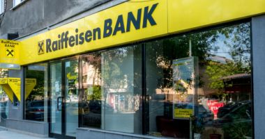 Stire din Actualitate : Raiffeisen Bank, decizie inexplicabilă: își închide contul pe Twitter