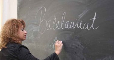 Stire din Cultură-Educație : Bacalaureatul din 2025 începe în ianuarie. Calendarul probelor de competențe și ce trebuie să știe elevii