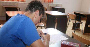 Stire din Cultură-Educație : BAC 2020, la final. Astăzi, ultima probă, cea la alegere a profilului și specializării