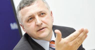 Stire din Economie : Bășcălia contribuțiilor la asigurările de sănătate