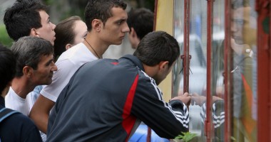 Stire din Cultură-Educație : Bacalaureat 2013. Mai multe medii de 10 după contestații