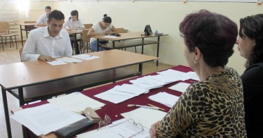 Stire din Cultură-Educație : "Amploarea fraudei la Bacalaureat a impus noi reguli"
