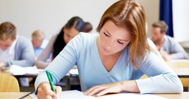 Stire din Cultură-Educație : Sesiune specială de Bacalaureat  pentru componenții loturilor olimpice