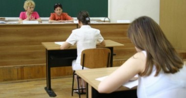 Stire din Cultură-Educație : Fără precedent la Constanța! Elevi eliminați din Bac  pe baza filmărilor