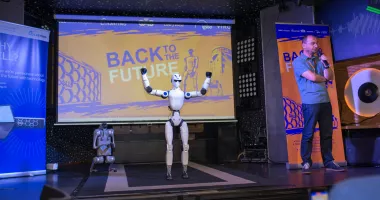 Tehnologiile viitorului au fost prezentate la Constanța: GMB Computers și LASTING System au organizat conferința „Back to the Future” - 7