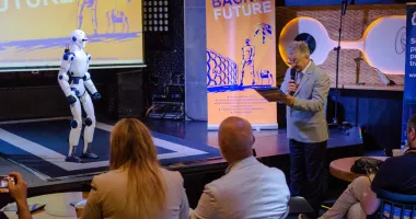 Tehnologiile viitorului au fost prezentate la Constanța: GMB Computers și LASTING System au organizat conferința „Back to the Future” - 3