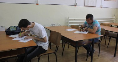 Peste 2.000 de candidați la prima probă scrisă