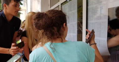 Jale mare la Bacalaureatul de toamnă. Nicio medie de 10! - 4