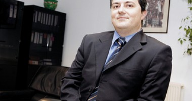 Stire din Economie : Răzvan Bădălicescu, ales președinte al consiliului de administrație al CNAPMC