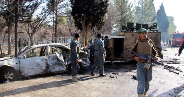 Baie de sânge în Afganistan:  Cel puțin 20 de persoane ucise și 50 rănite, în explozia din fața unei bănci