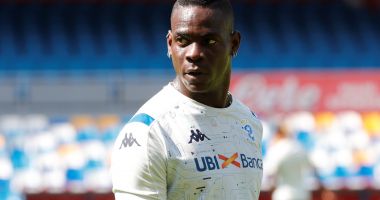 Balotelli a comis-o din nou! Atacantul și-a vărsat nervii pe un fotograf