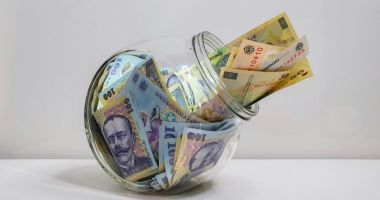 Stire din Economie : O treime din salariul românilor se duce la stat