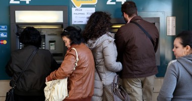 Stire din Actualitate : Cipru primește 10 miliarde de euro în schimbul sacrificării Cyprus Popular Bank