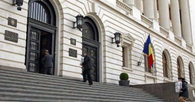 Stire din Economie : BNR pune în circulație un nou set de monetărie