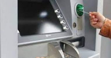 Români arestaţi pentru clonare de carduri bancare şi retrageri frauduloase de la bancomate, în Italia