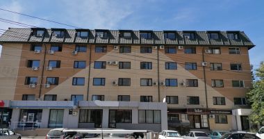 Băncile vând blocuri, pensiuni, spații comerciale, case și apartamente - 3