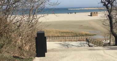 Galerie foto. Bănci și coșuri de gunoi noi, în municipiul Constanța - 2