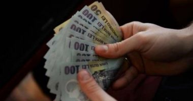 Stire din Economie : PRIMĂ DE CRĂCIUN? SLABE SPERANȚE! Ce relevă un sondaj în rândul angajatorilor
