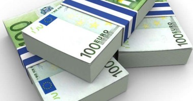 Stire din Politică-Administrație : Cernavodă vrea bani europeni pentru amenajarea falezei Canalului Dunăre-Marea Neagră