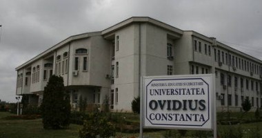 Stire din Cultură-Educație : Începe selecția decanilor la Universitatea Ovidius